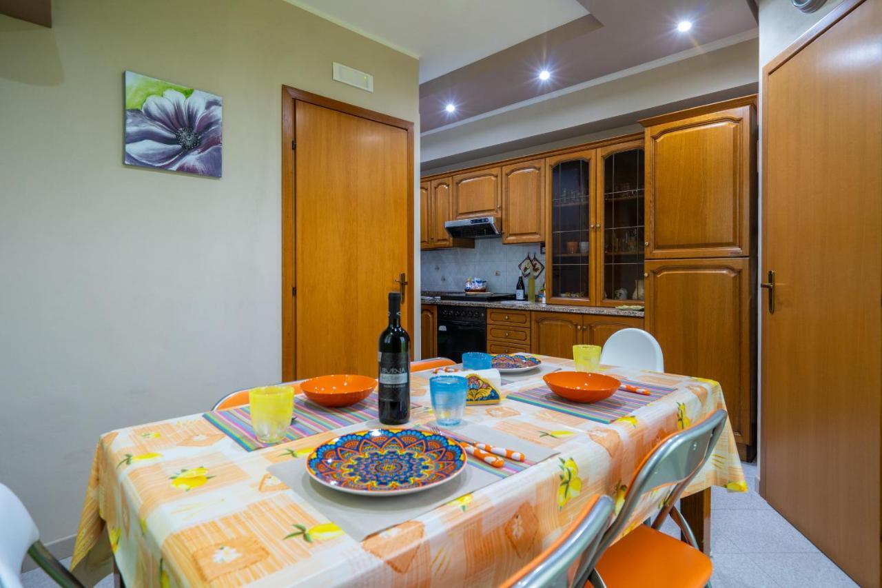 San Mauro Castelverde Casa Vacanze Dell'Angelo מראה חיצוני תמונה