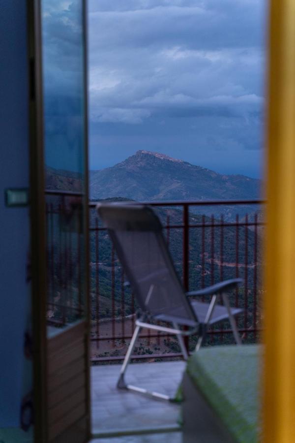 San Mauro Castelverde Casa Vacanze Dell'Angelo מראה חיצוני תמונה